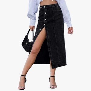 Elstaroa High-Slit Button-Front Black Denim Midi Skirt